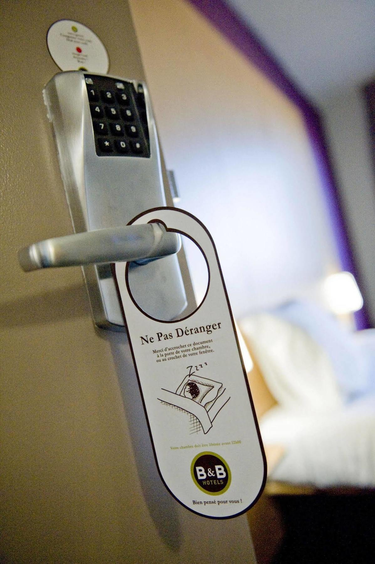 B&B Hotel Cholet Sud מראה חיצוני תמונה